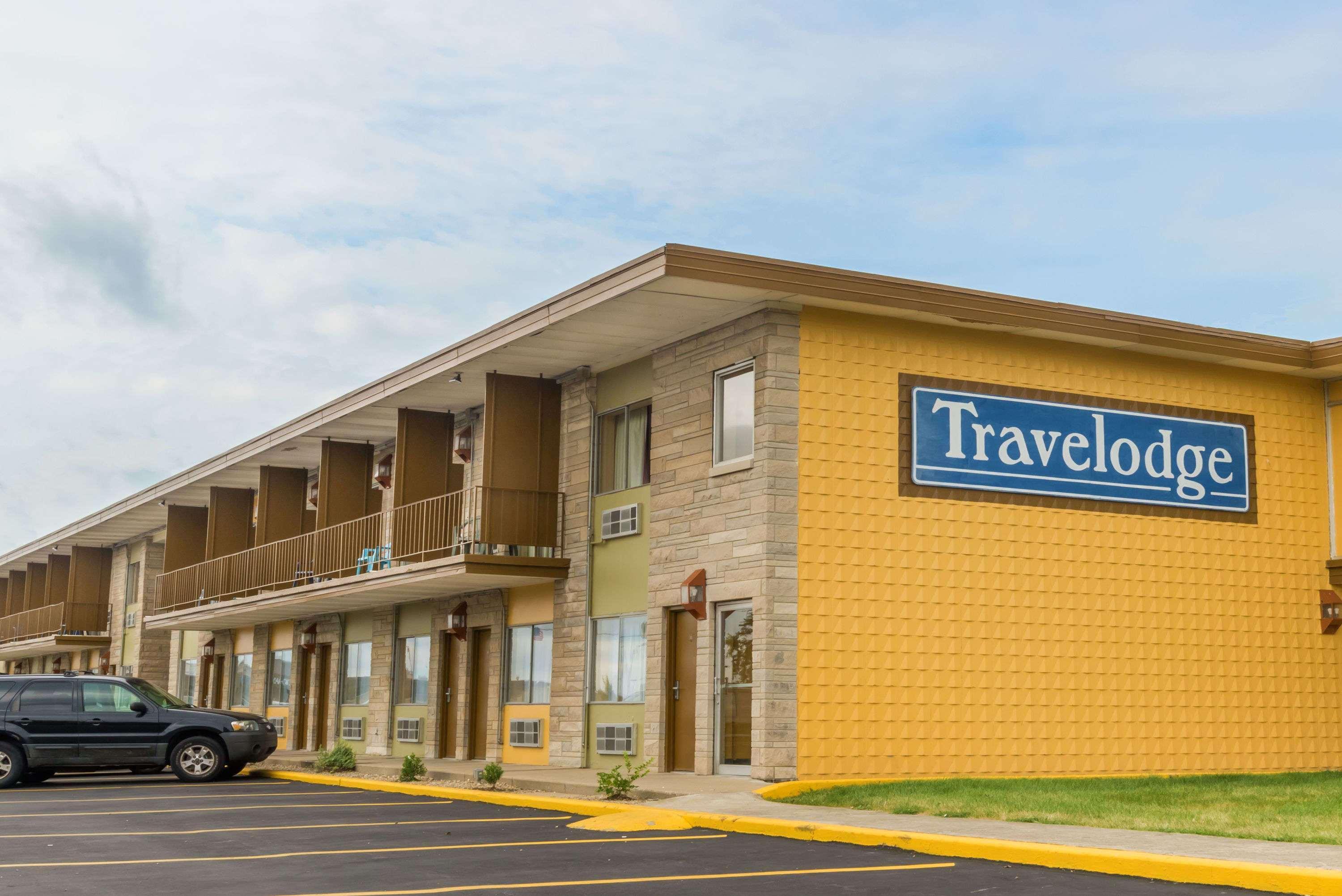 Travelodge By Wyndham Bloomington Exterior foto